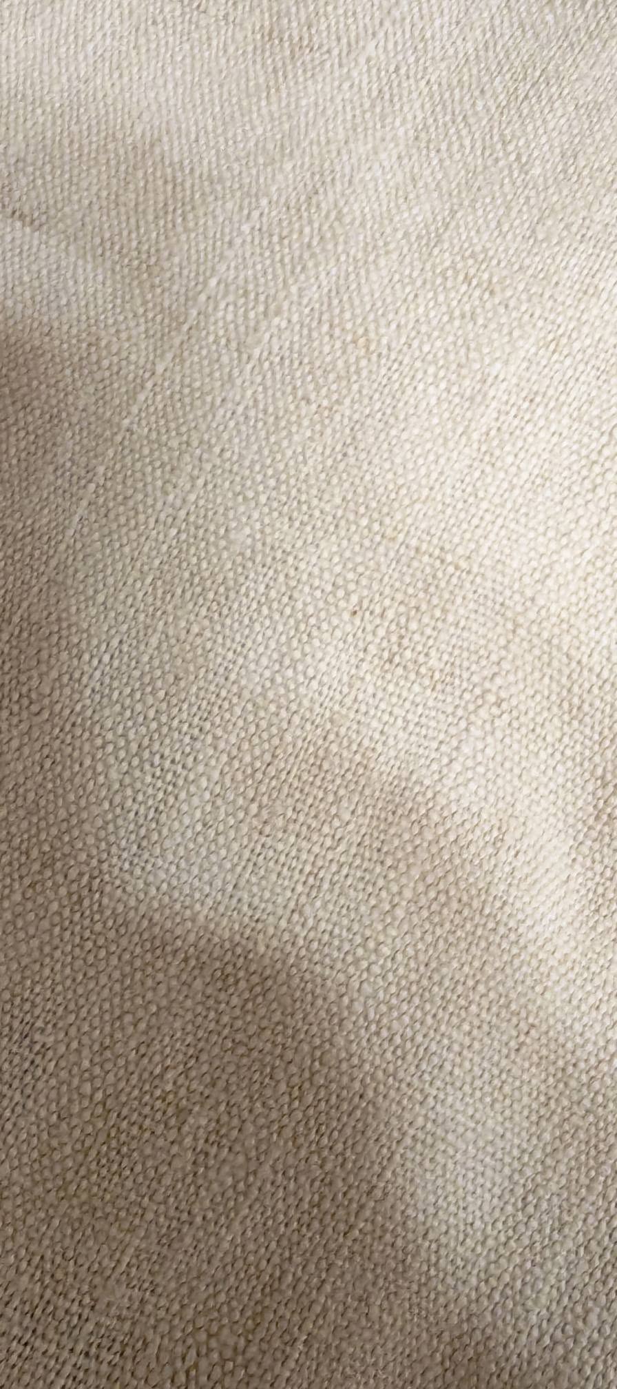 Authentic traditional Hungarian textile from the Bereg region, dating from the 1950s. This piece is entirely handmade.