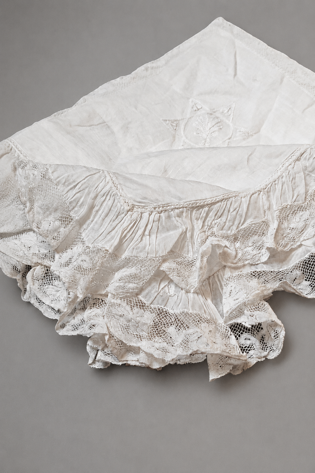 Antique French Small Batiste Pillowcase with Handmade Lace and Embroidery – Late 19th Century.
