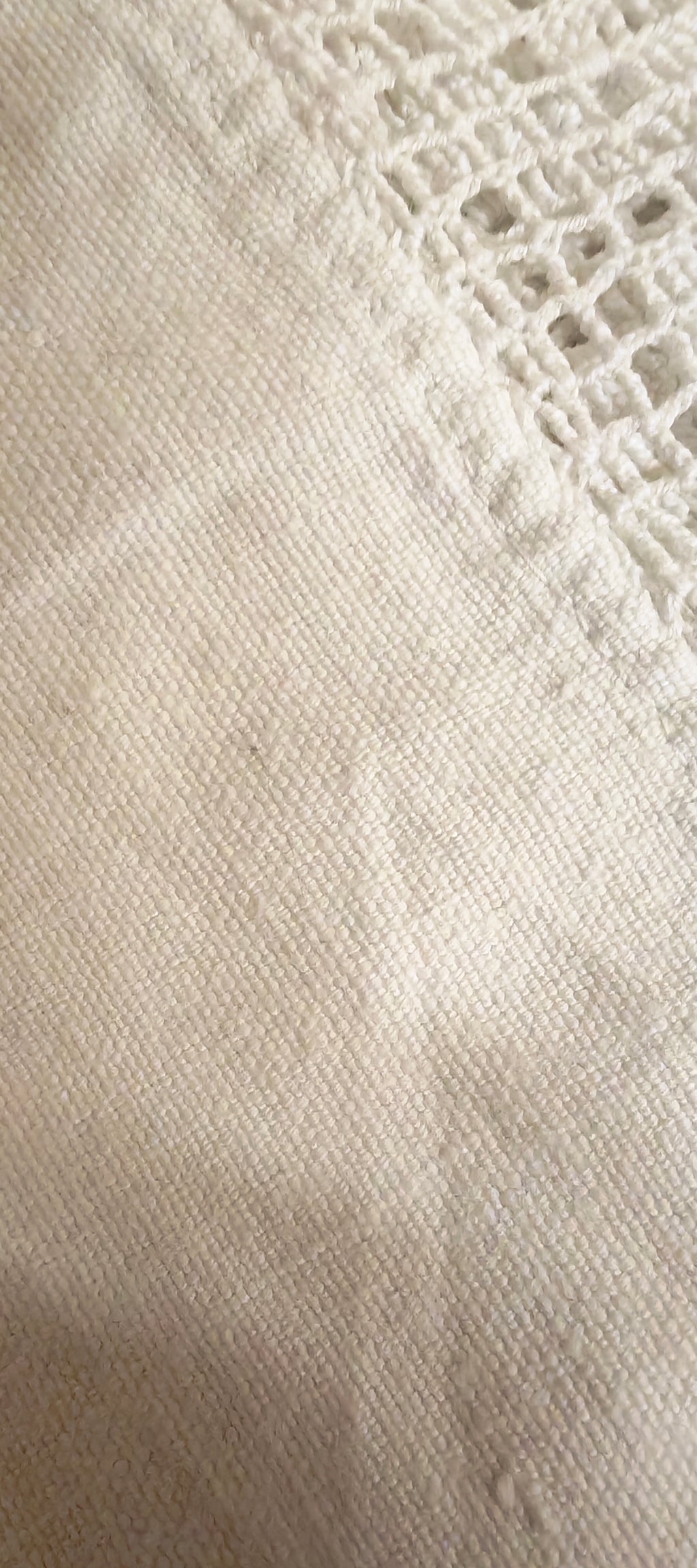 Authentic Antique Transylvanian Country Tablecloth / Crib Cover, 1930s–1940s.